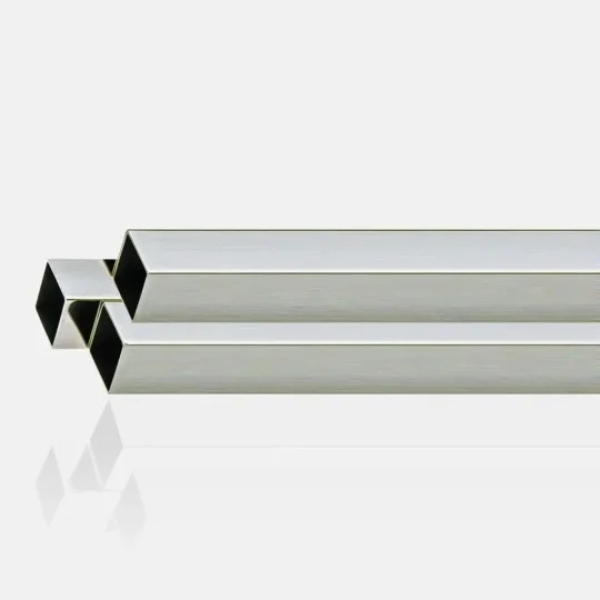 Chutes de tubes inox carrés