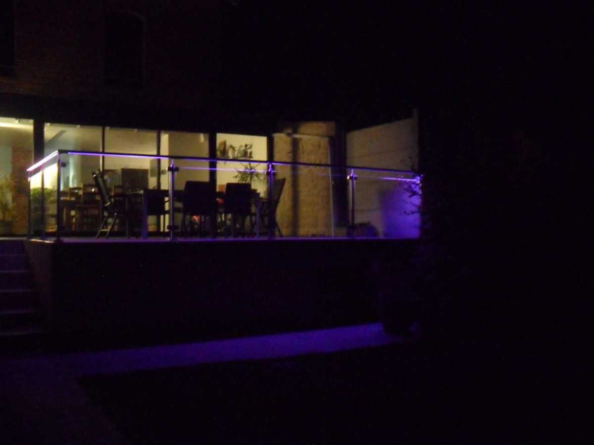  Garde-corps à LED sur terrasse  